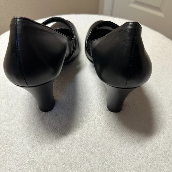 Gianni Bini black leather heels Size 10 NWOT - Picture 4 of 8